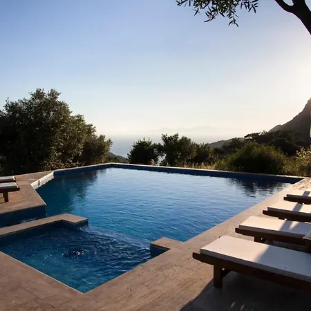 Sleeps 6 With Pool Air Con And Wifi * Bogazagzi